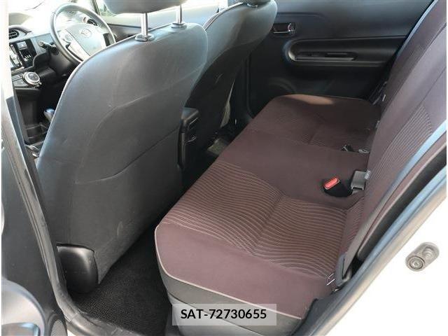Toyota AQUA 2016-05 6641231-15