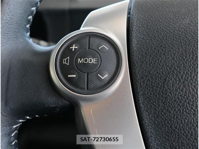 Toyota AQUA 2016-05 6641231-27