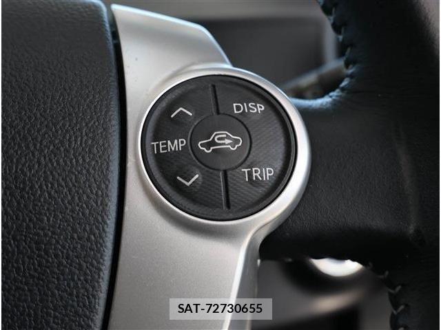 Toyota AQUA 2016-05 6641231-28