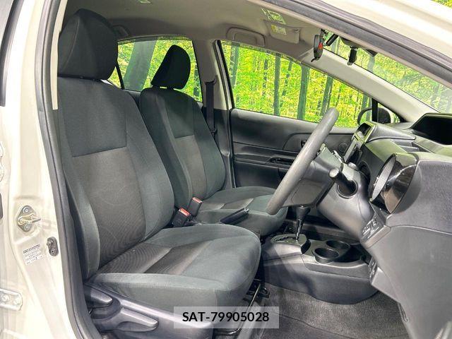 Toyota AQUA 2019-05 6641228-7