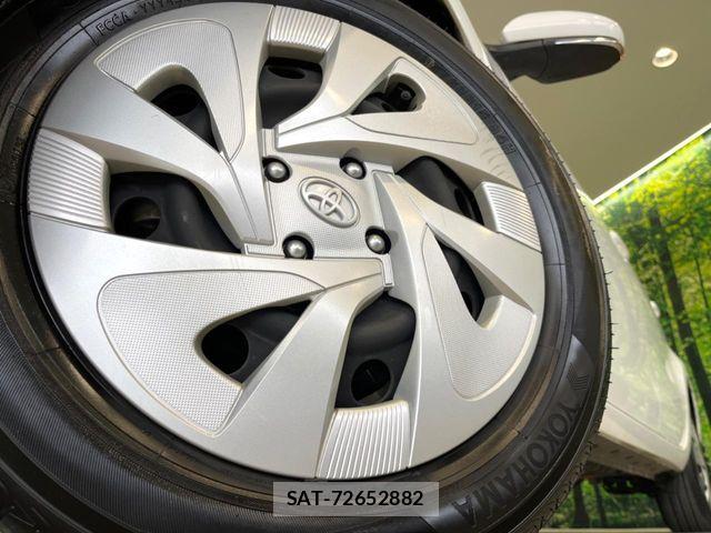 Toyota AQUA 2021-03 6670184-12