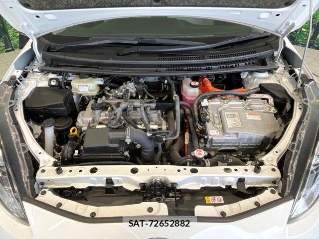 Toyota AQUA 2021-03 6670184-17