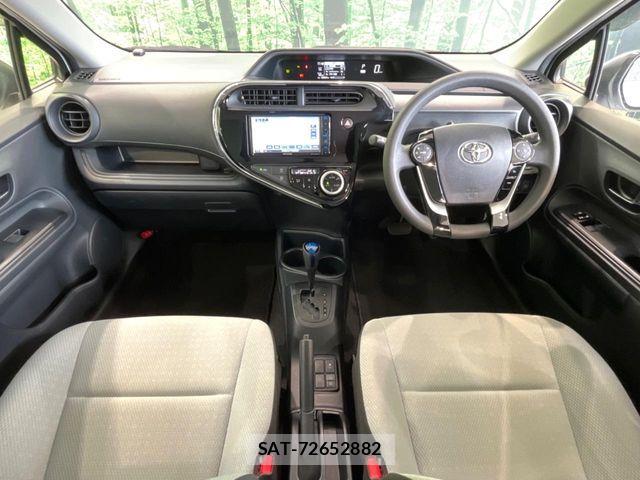 Toyota AQUA 2021-03 6670184-1