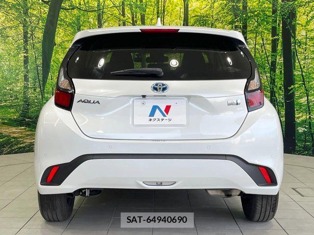 Toyota AQUA 2023-01 6670159-14