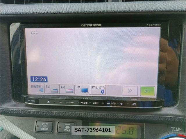 Toyota AQUA 2013-03 6670227-7