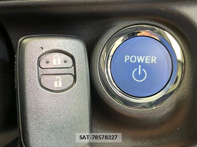 Toyota AQUA 2016-09 6670212-3
