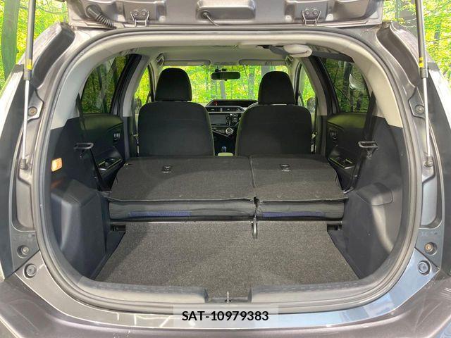 Toyota AQUA 2015-03 6670213-9