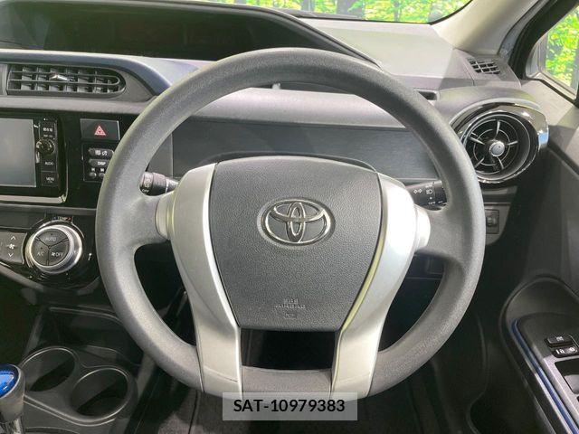 Toyota AQUA 2015-03 6670213-10