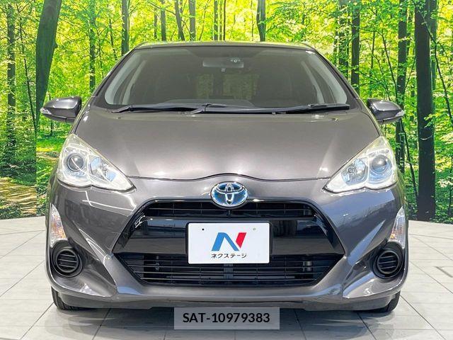Toyota AQUA 2015-03 6670213-13