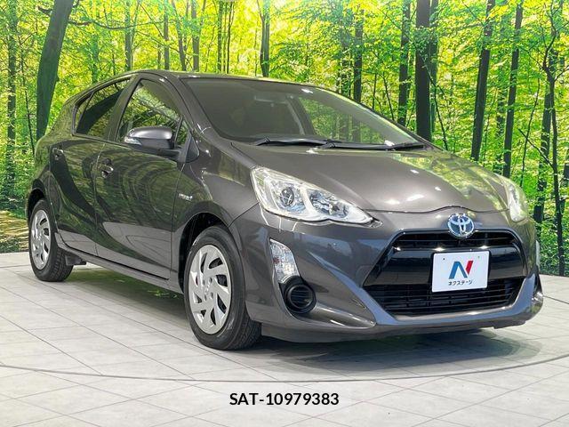 Toyota AQUA 2015-03 6670213-15