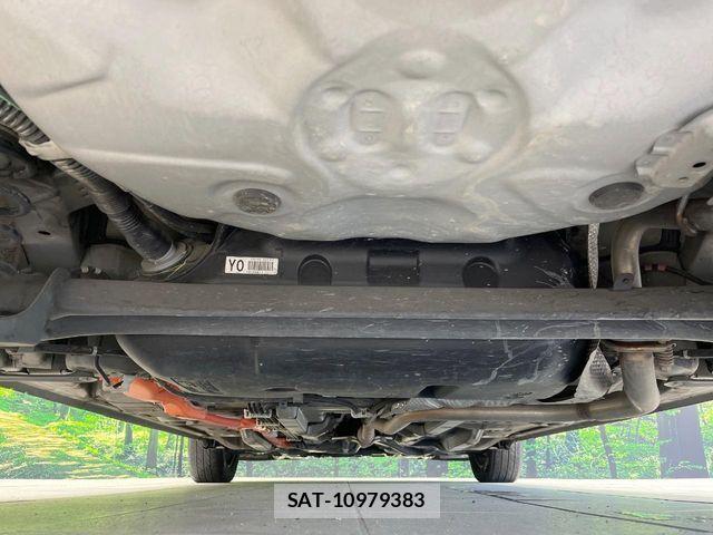 Toyota AQUA 2015-03 6670213-18