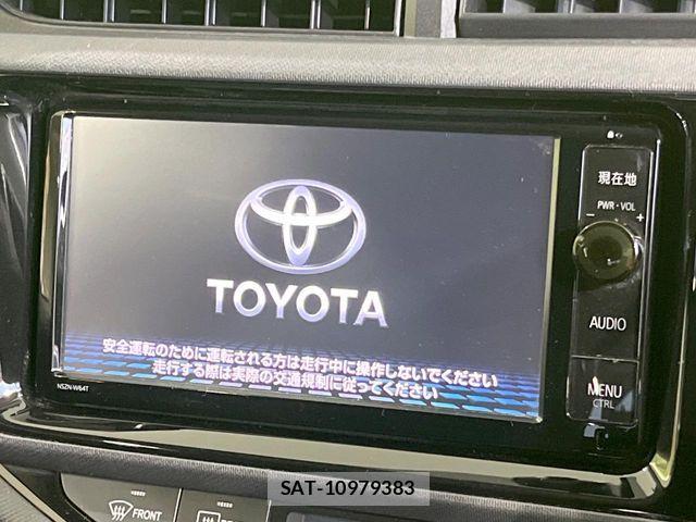 Toyota AQUA 2015-03 6670213-2
