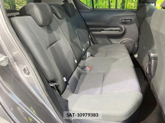 Toyota AQUA 2015-03 6670213-8