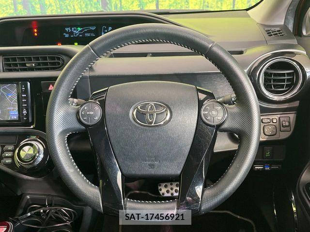 Toyota AQUA 2014-03 6670214-10
