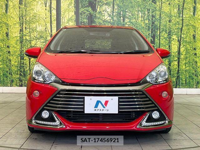 Toyota AQUA 2014-03 6670214-13