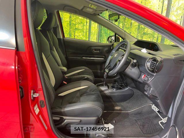 Toyota AQUA 2014-03 6670214-7