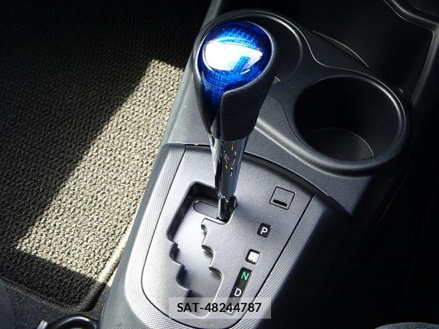 Toyota AQUA 2021-02 6670180-21