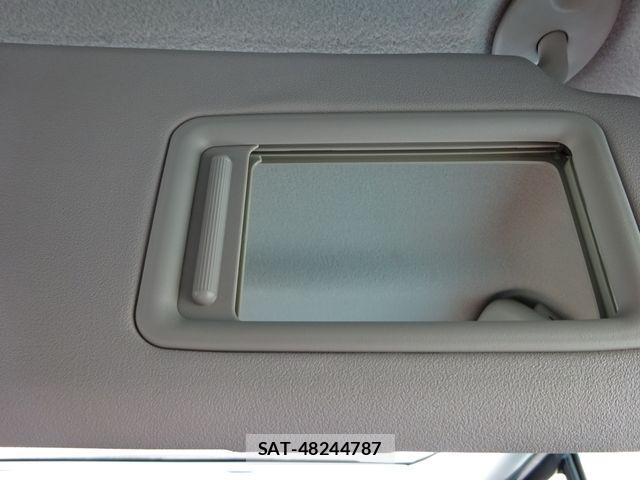 Toyota AQUA 2021-02 6670180-25