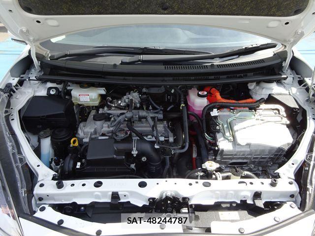 Toyota AQUA 2021-02 6670180-3