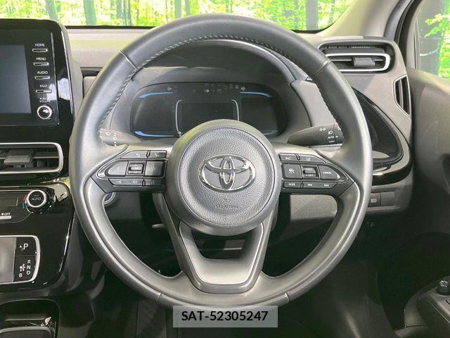 Toyota AQUA 2023-01 6670163-10
