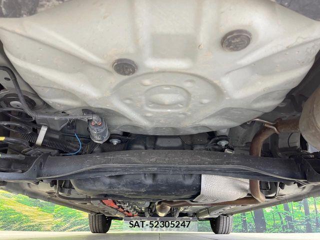 Toyota AQUA 2023-01 6670163-18