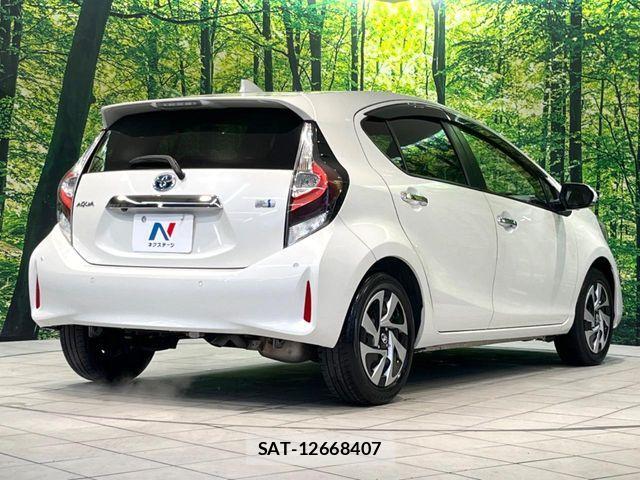 Toyota AQUA 2021-03 6670167-16