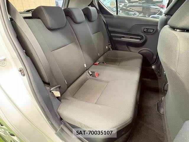 Toyota AQUA 2017-12 6670170-9
