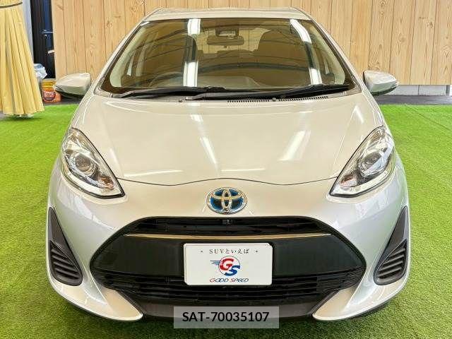 Toyota AQUA 2017-12 6670170-16