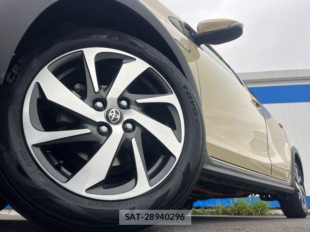 Toyota AQUA 2017-08 6670191-13