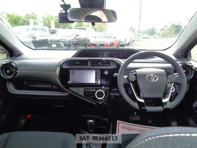 Toyota AQUA 2020-06 6670168-2