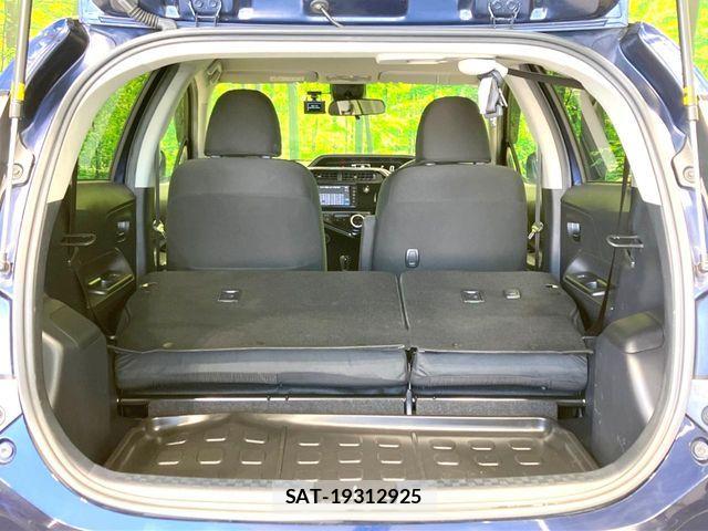 Toyota AQUA 2018-10 6670200-9
