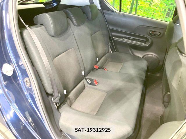 Toyota AQUA 2018-10 6670200-8