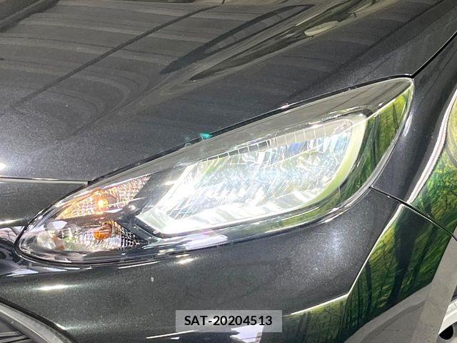 Toyota AQUA 2022-08 6670169-11