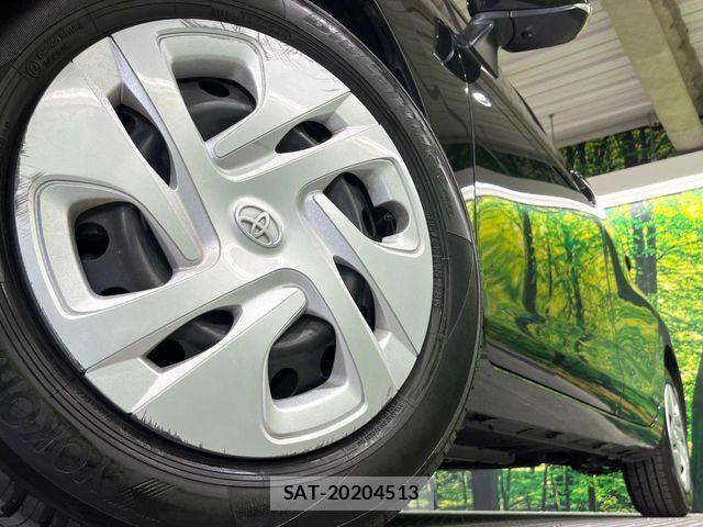 Toyota AQUA 2022-08 6670169-12