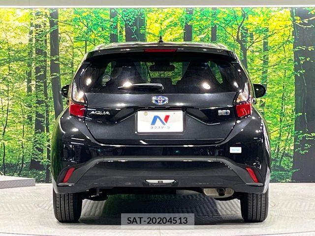 Toyota AQUA 2022-08 6670169-14