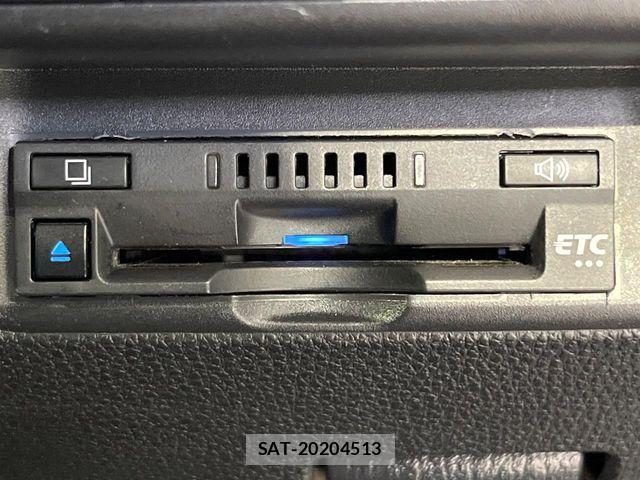 Toyota AQUA 2022-08 6670169-5