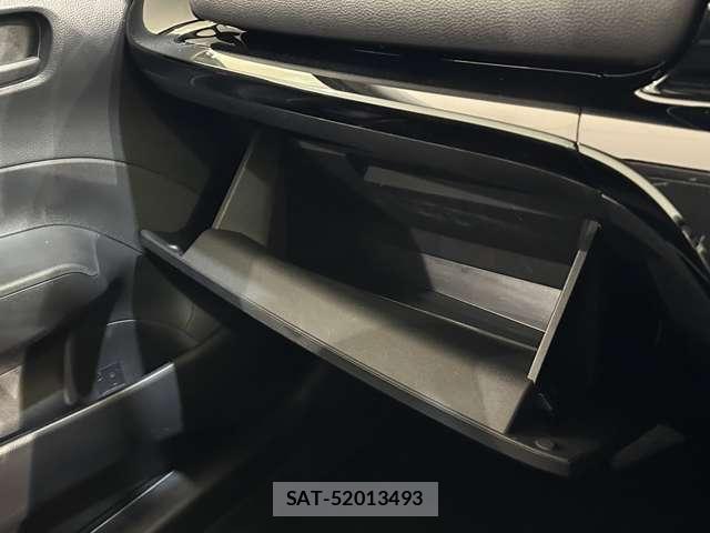 Toyota AQUA 2024-01 6670165-23
