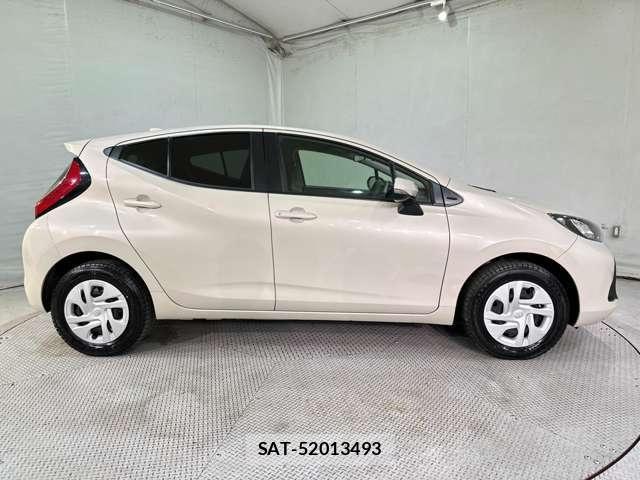 Toyota AQUA 2024-01 6670165-3