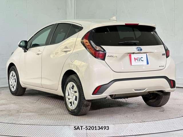 Toyota AQUA 2024-01 6670165-6
