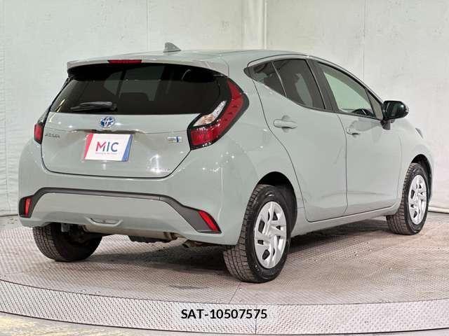 Toyota AQUA 2024-01 6670164-4
