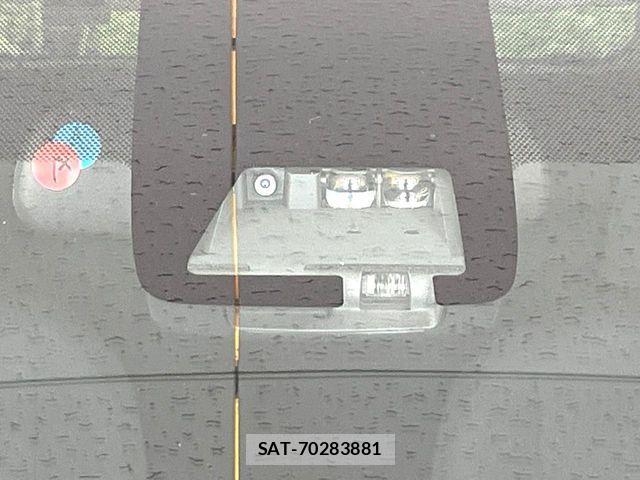 Toyota AQUA 2018-06 6674948-4