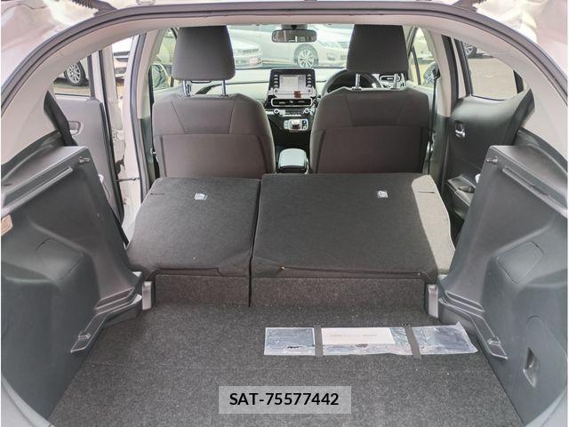 Toyota AQUA 2021-10 6674956-17
