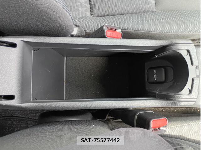 Toyota AQUA 2021-10 6674956-18