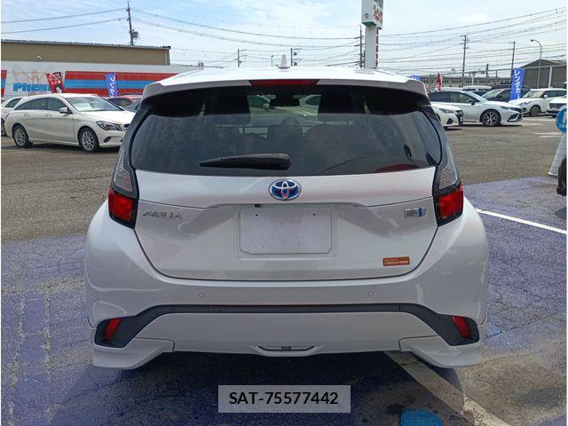 Toyota AQUA 2021-10 6674956-5