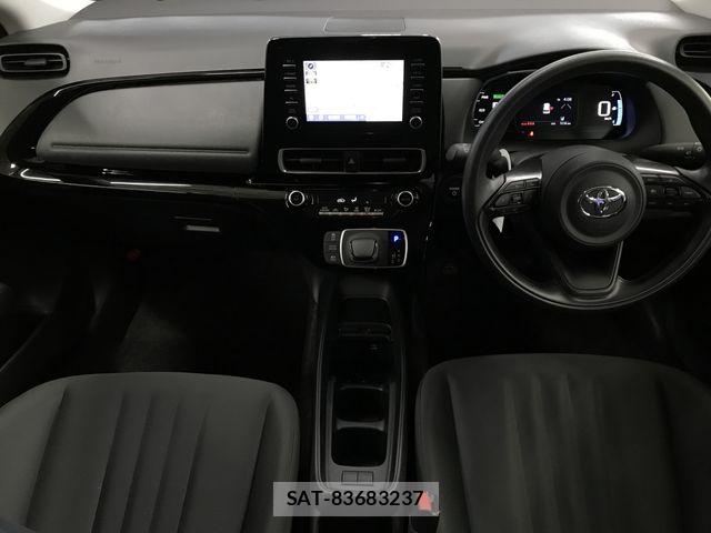 Toyota AQUA 2025-02 6674936-9
