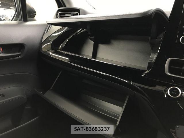 Toyota AQUA 2025-02 6674936-21