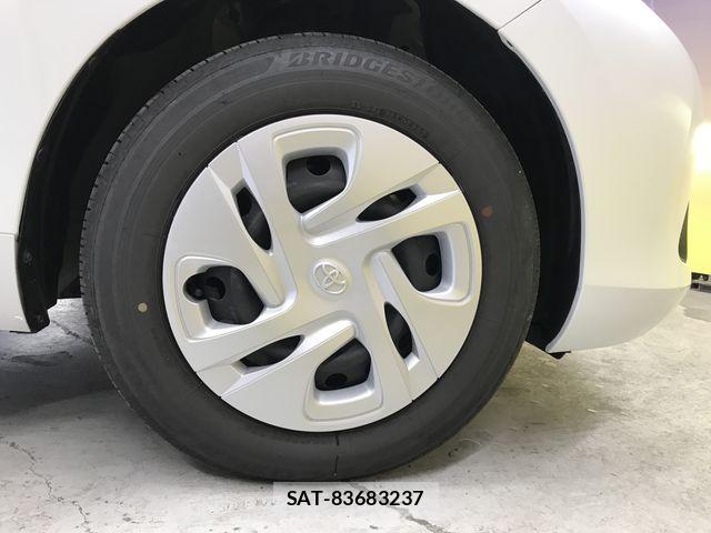 Toyota AQUA 2025-02 6674936-26