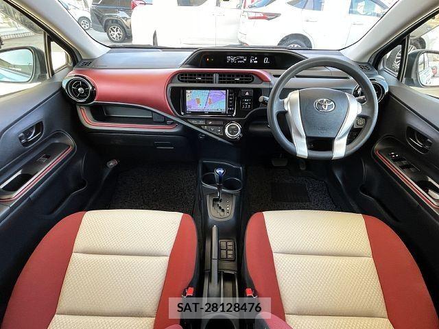 Toyota AQUA 2016-03 6674971-1
