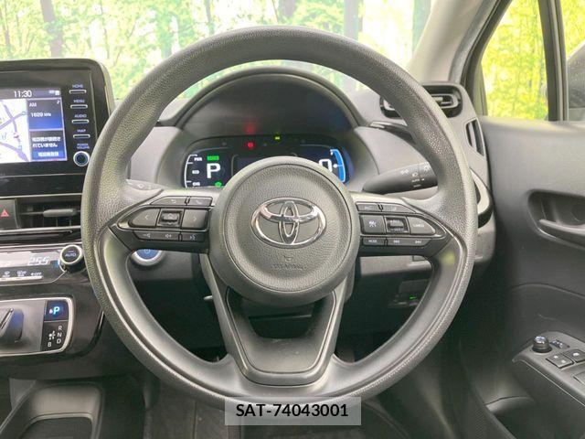 Toyota AQUA 2023-07 6674941-10