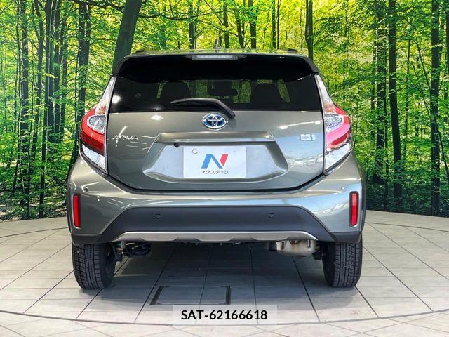 Toyota AQUA 2019-06 6674951-14